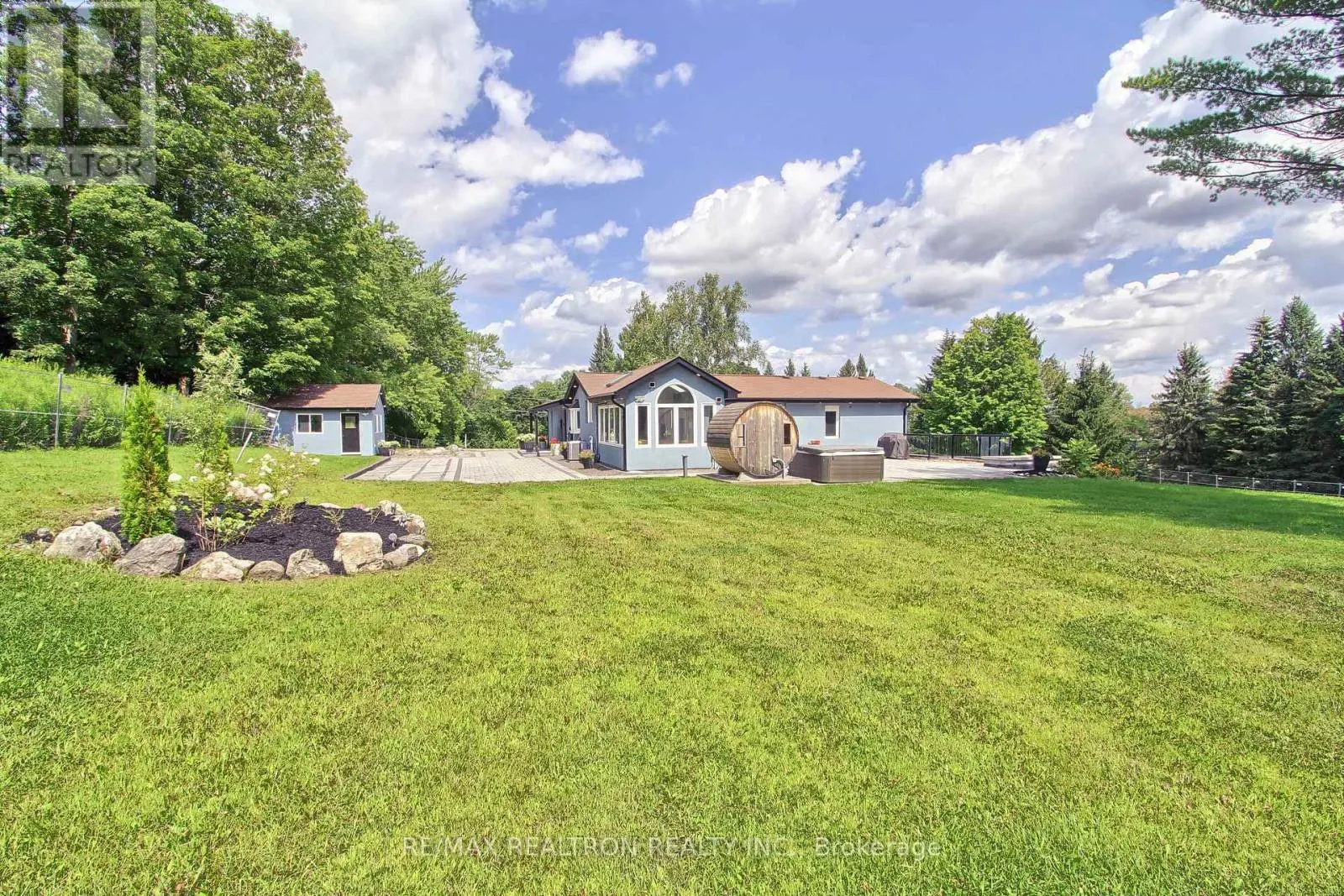 3433 MOUNT ALBERT ROAD
