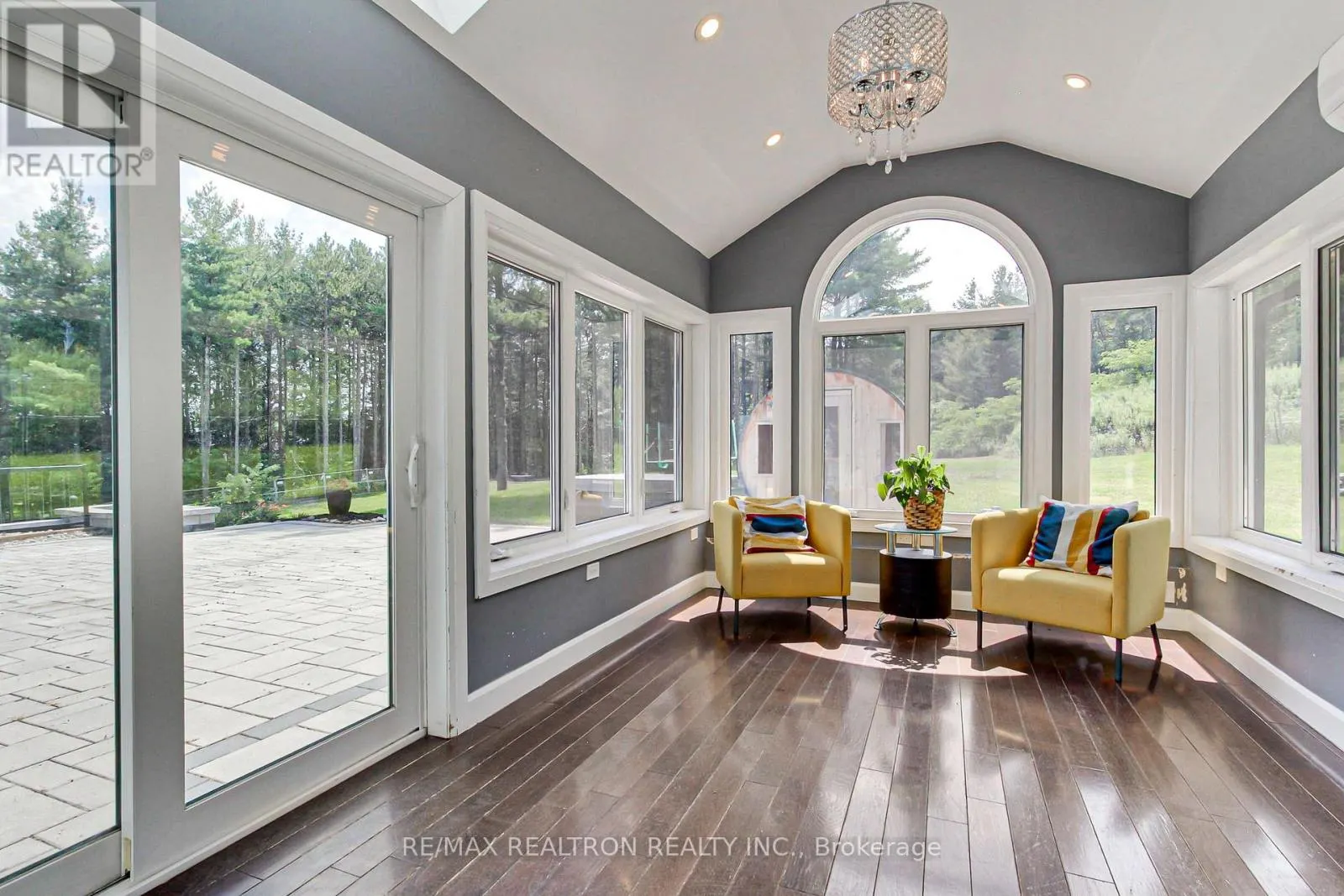 3433 MOUNT ALBERT ROAD