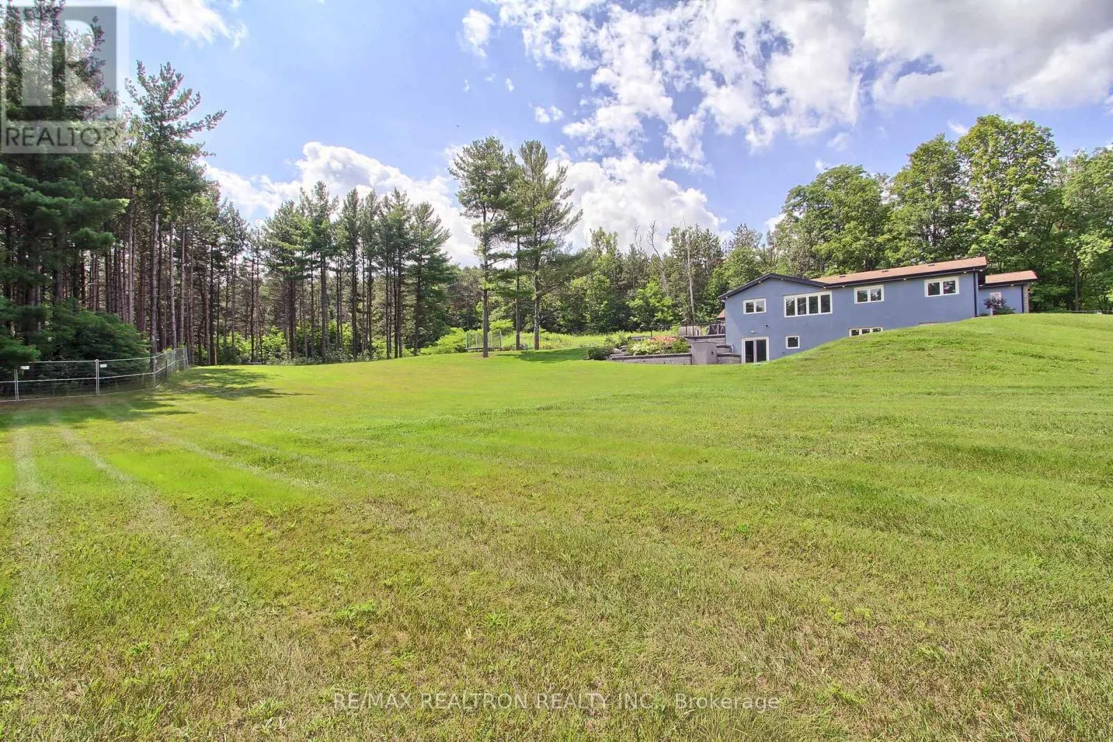 3433 MOUNT ALBERT ROAD