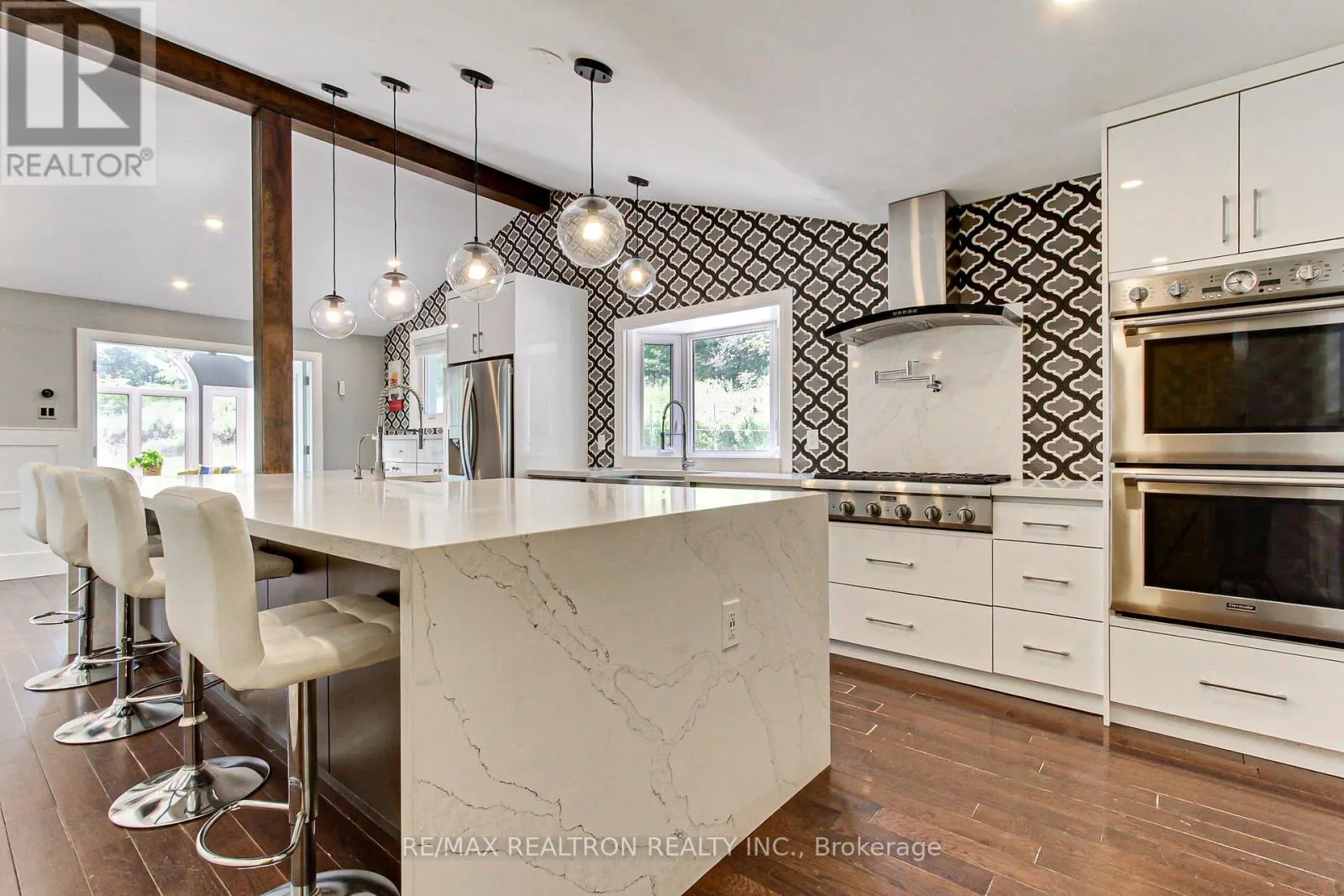 3433 MOUNT ALBERT ROAD
