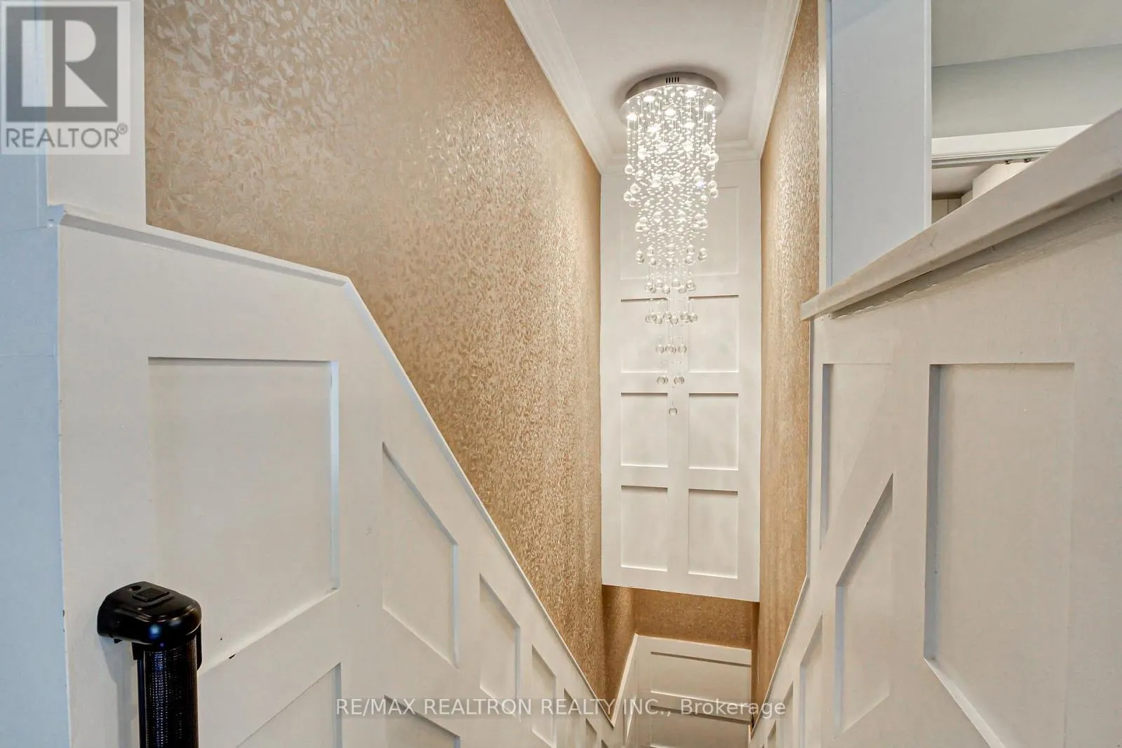 3433 MOUNT ALBERT ROAD