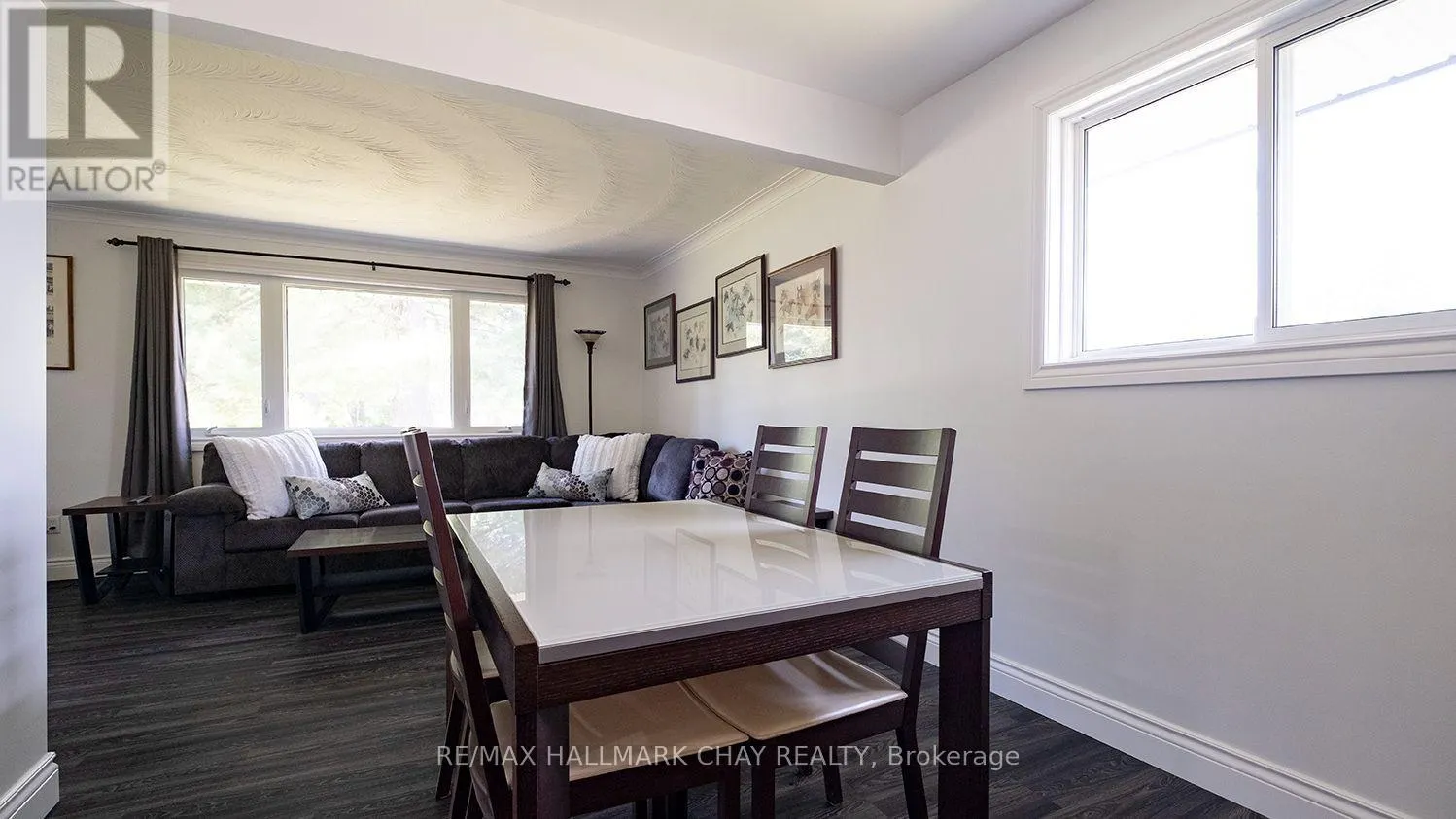 29 LEE AVENUE