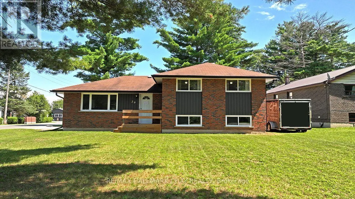 29 LEE AVENUE