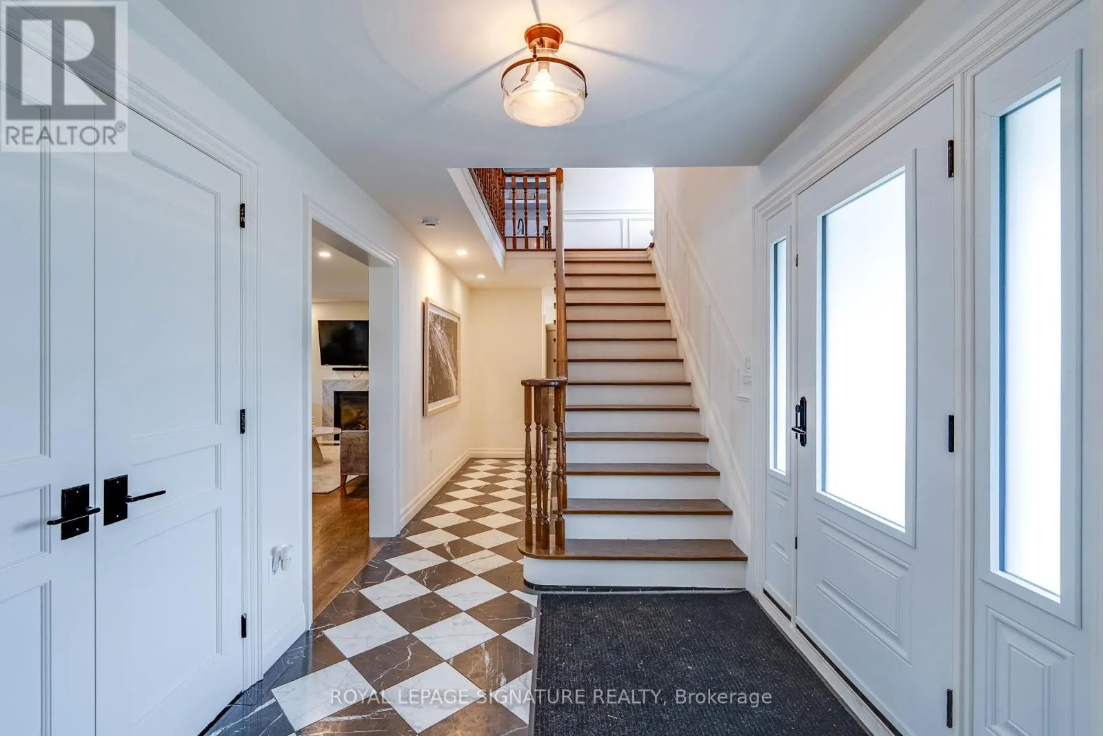 33 CAMPBELL DRIVE