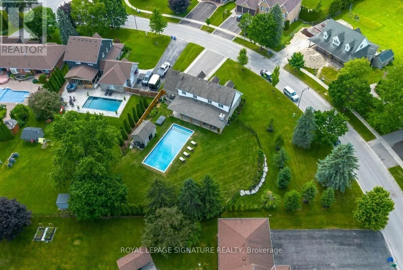 33 CAMPBELL DRIVE