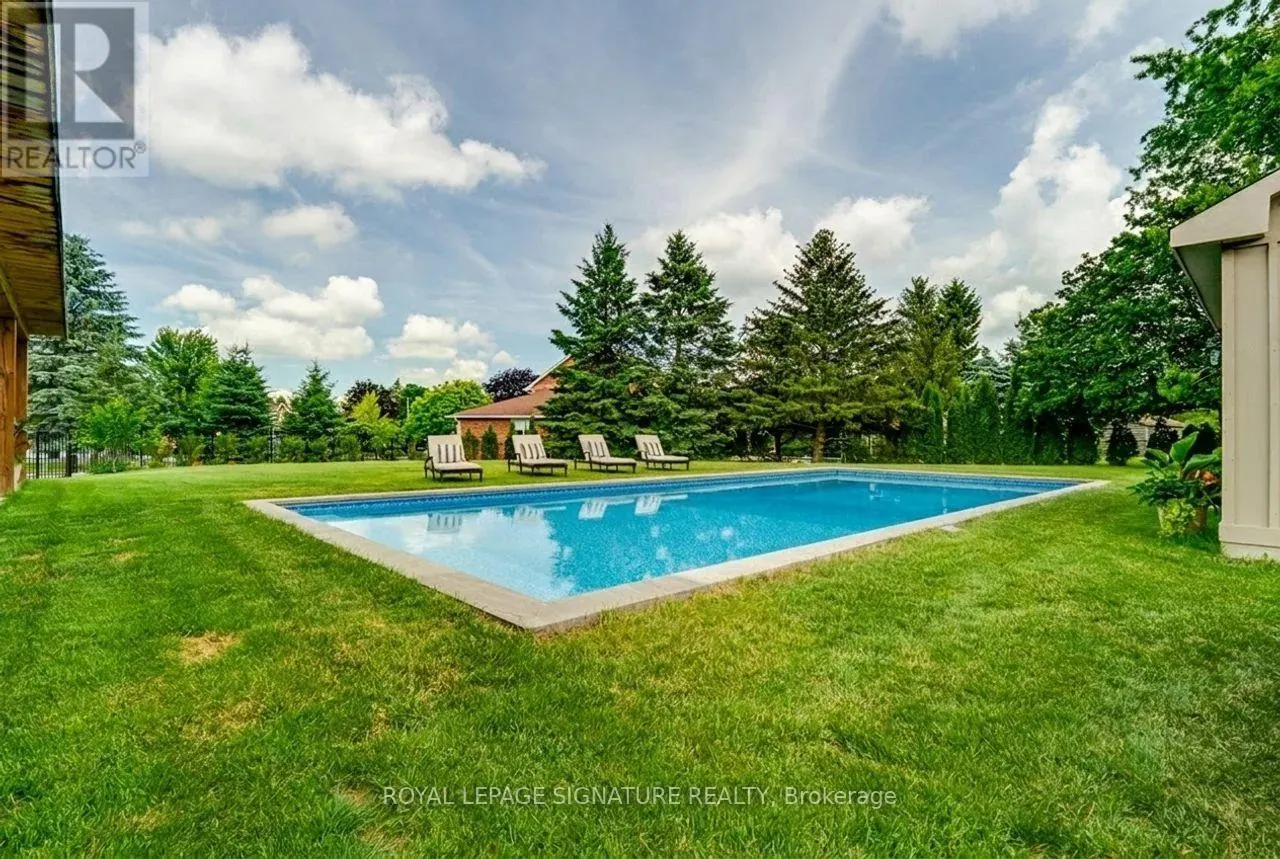 33 CAMPBELL DRIVE