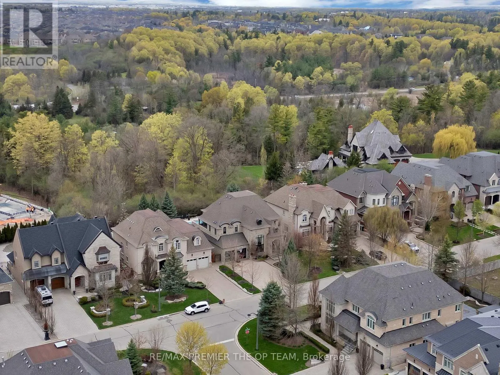 62 AUTUMN GROVE COURT