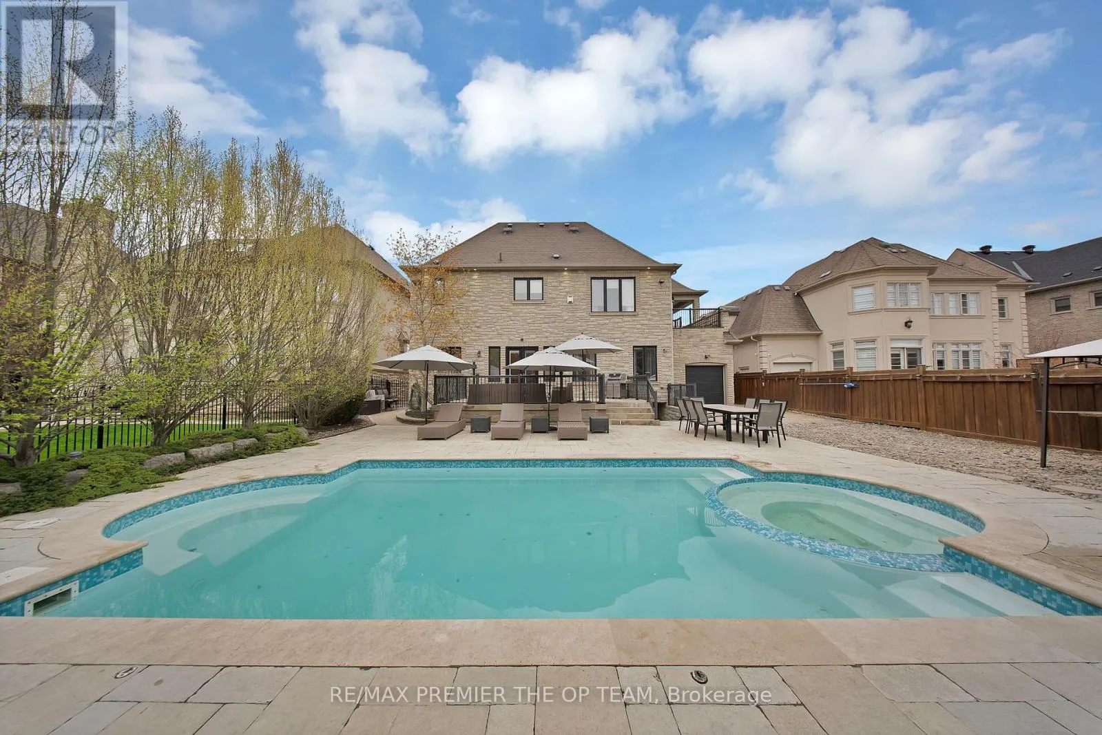 62 AUTUMN GROVE COURT