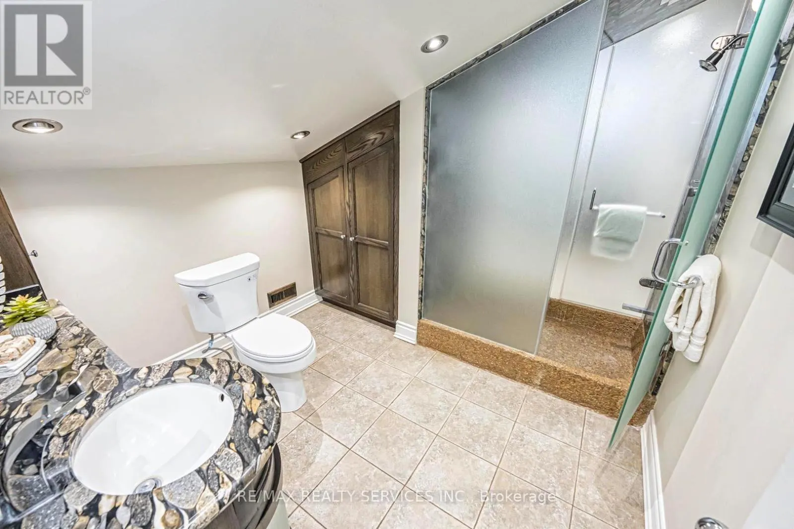 247 SAND ROAD