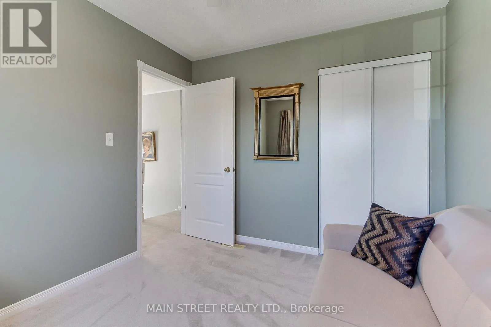 17 HIRST AVENUE