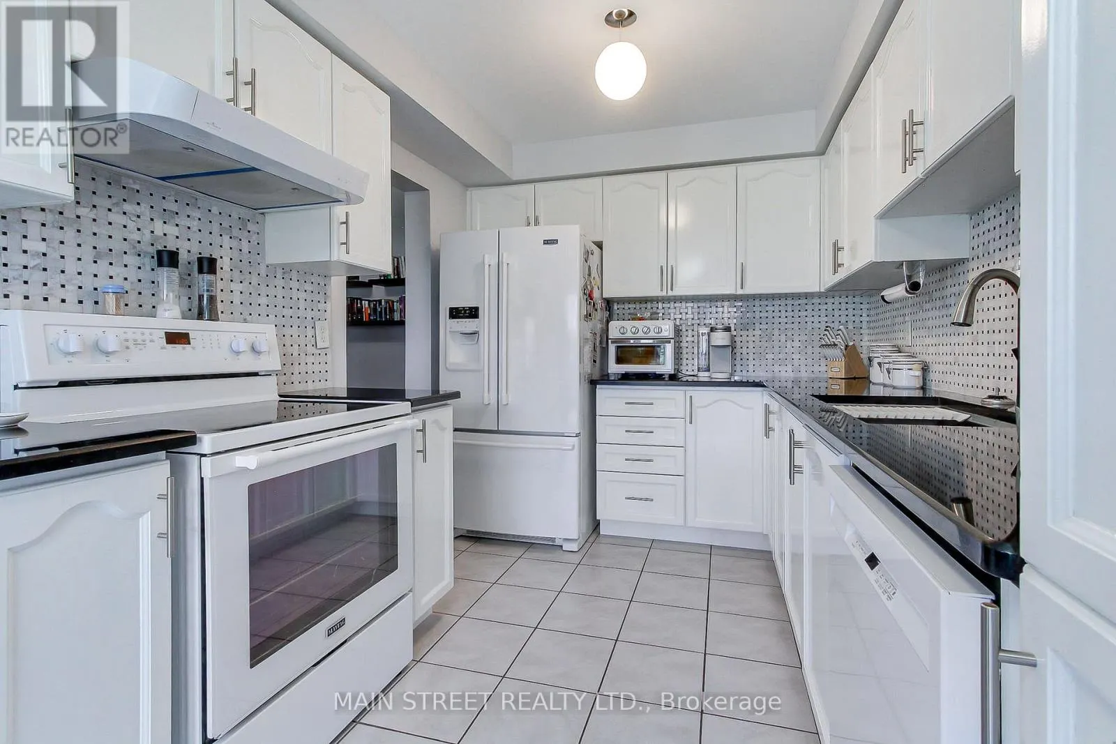 17 HIRST AVENUE