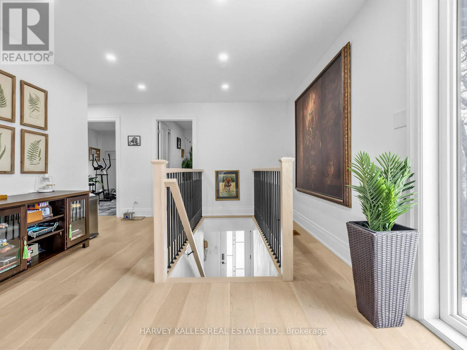 123 SAND ROAD