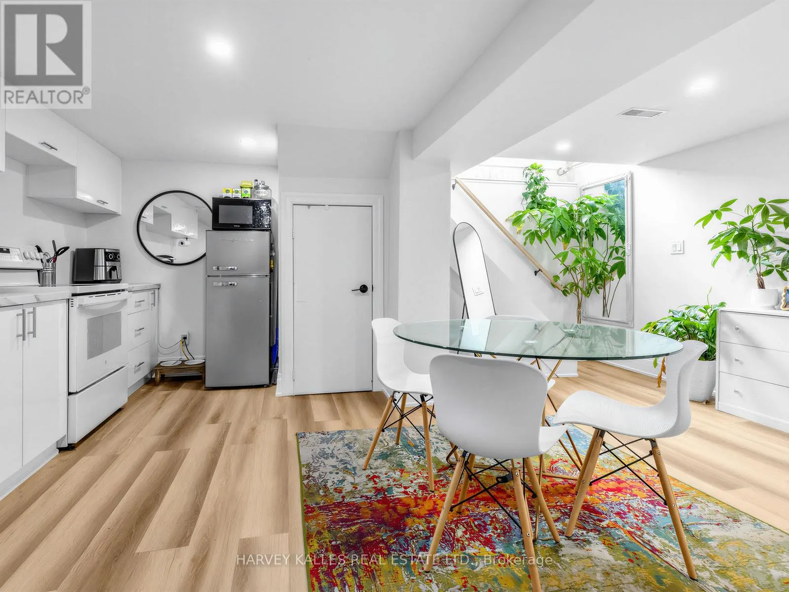 123 SAND ROAD