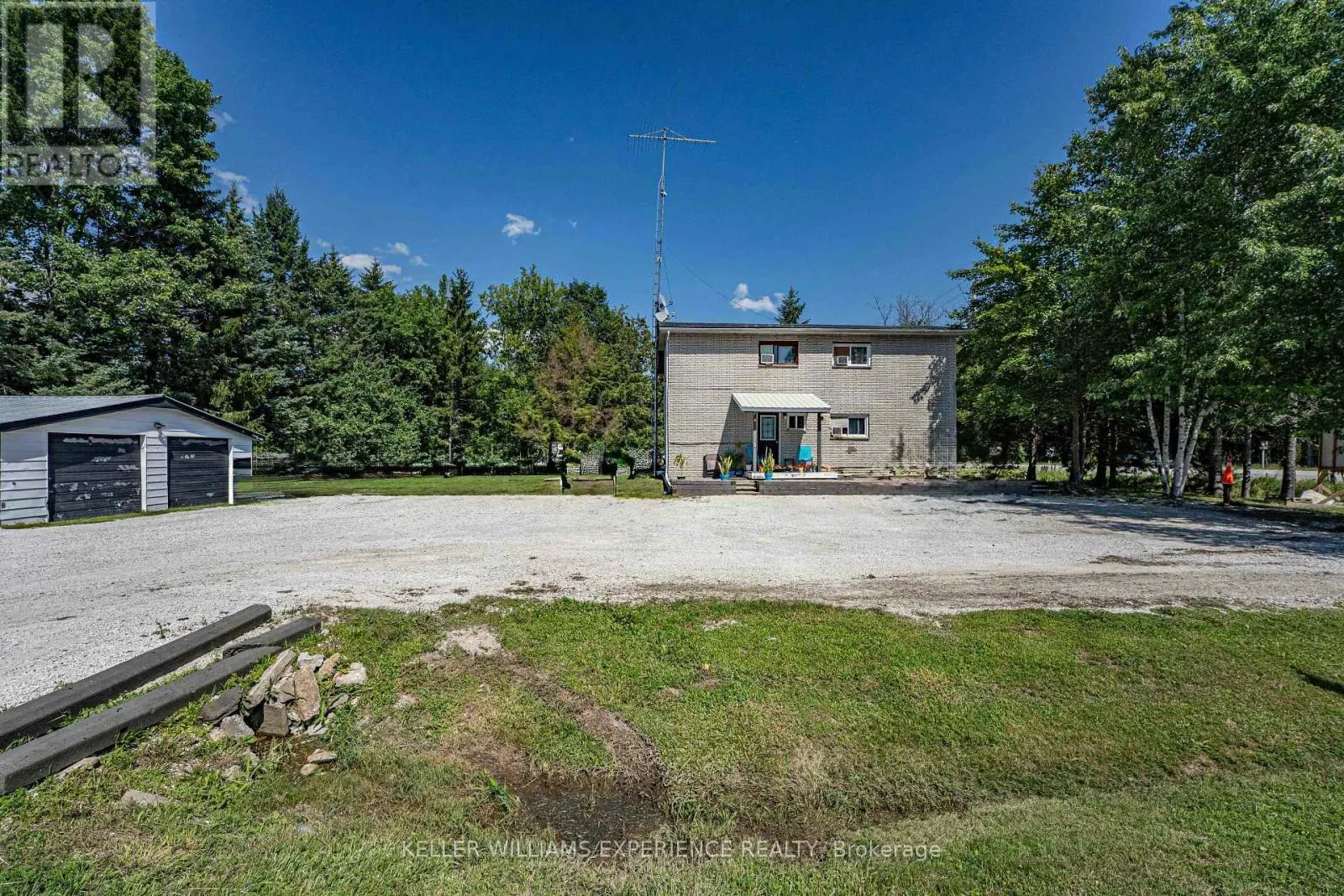 8867 MCKINNON ROAD