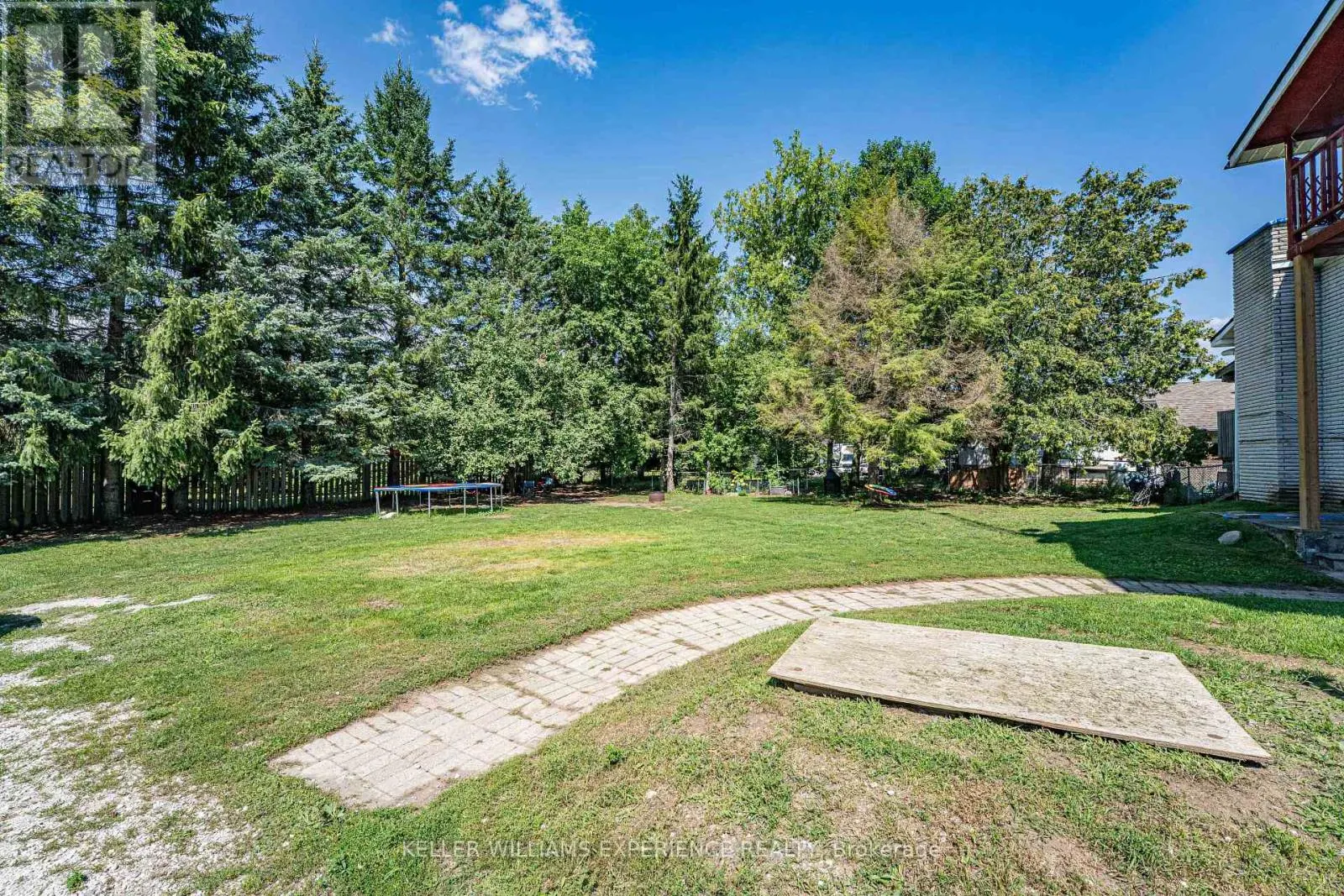 8867 MCKINNON ROAD