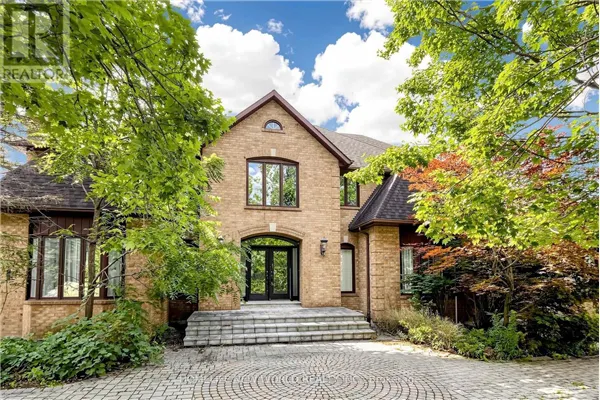27 WALNUT GLEN PLACE