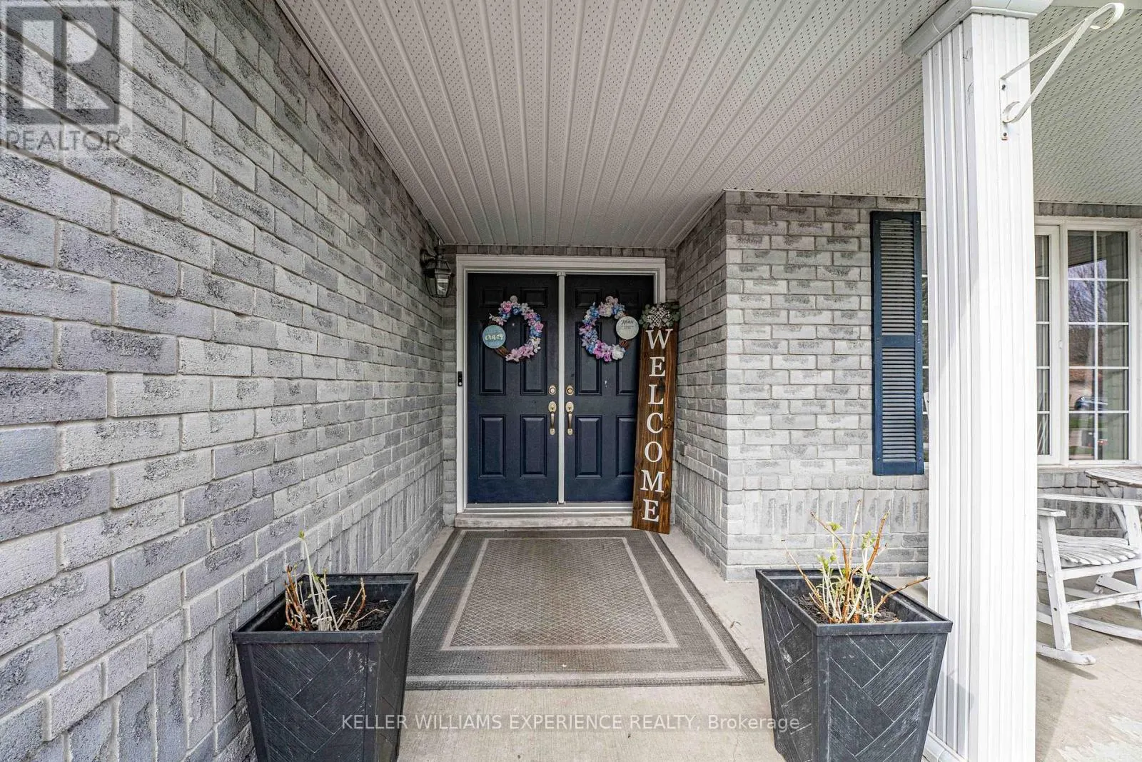 39 STONEMOUNT CRESCENT