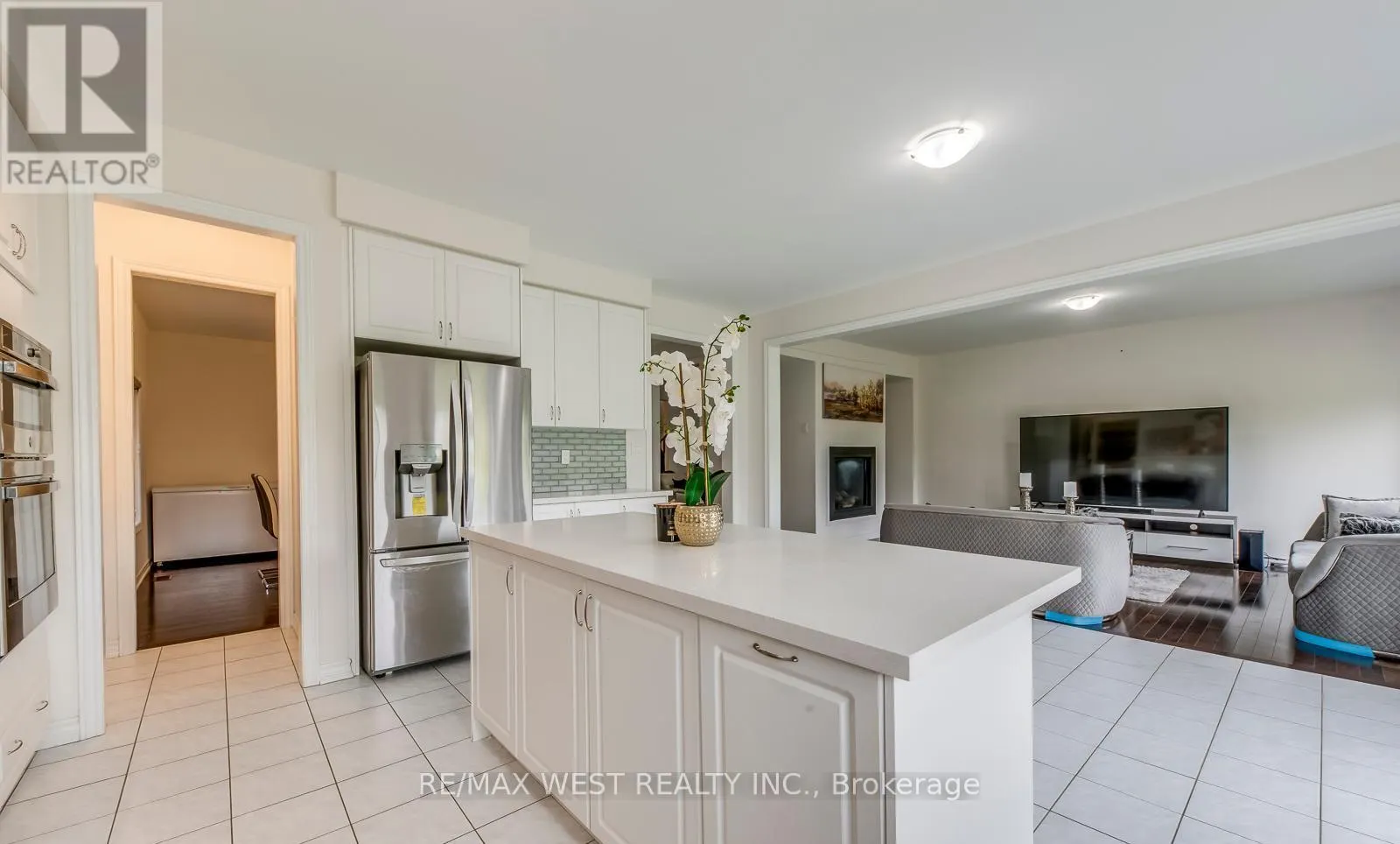 286 DANNY WHEELER BOULEVARD