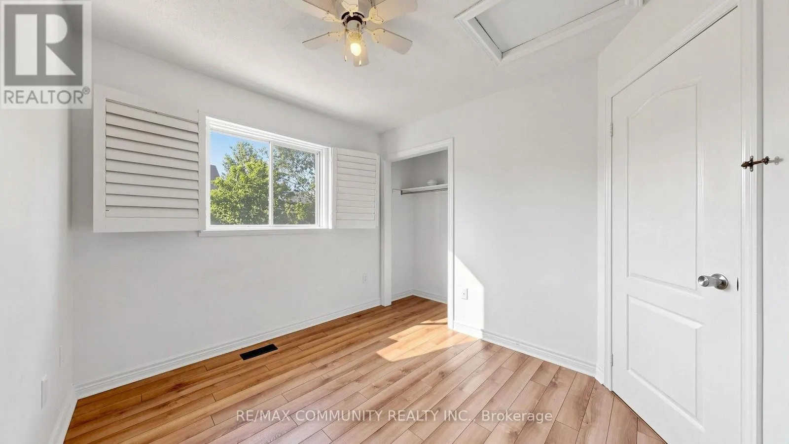 38 IVEAGH DRIVE