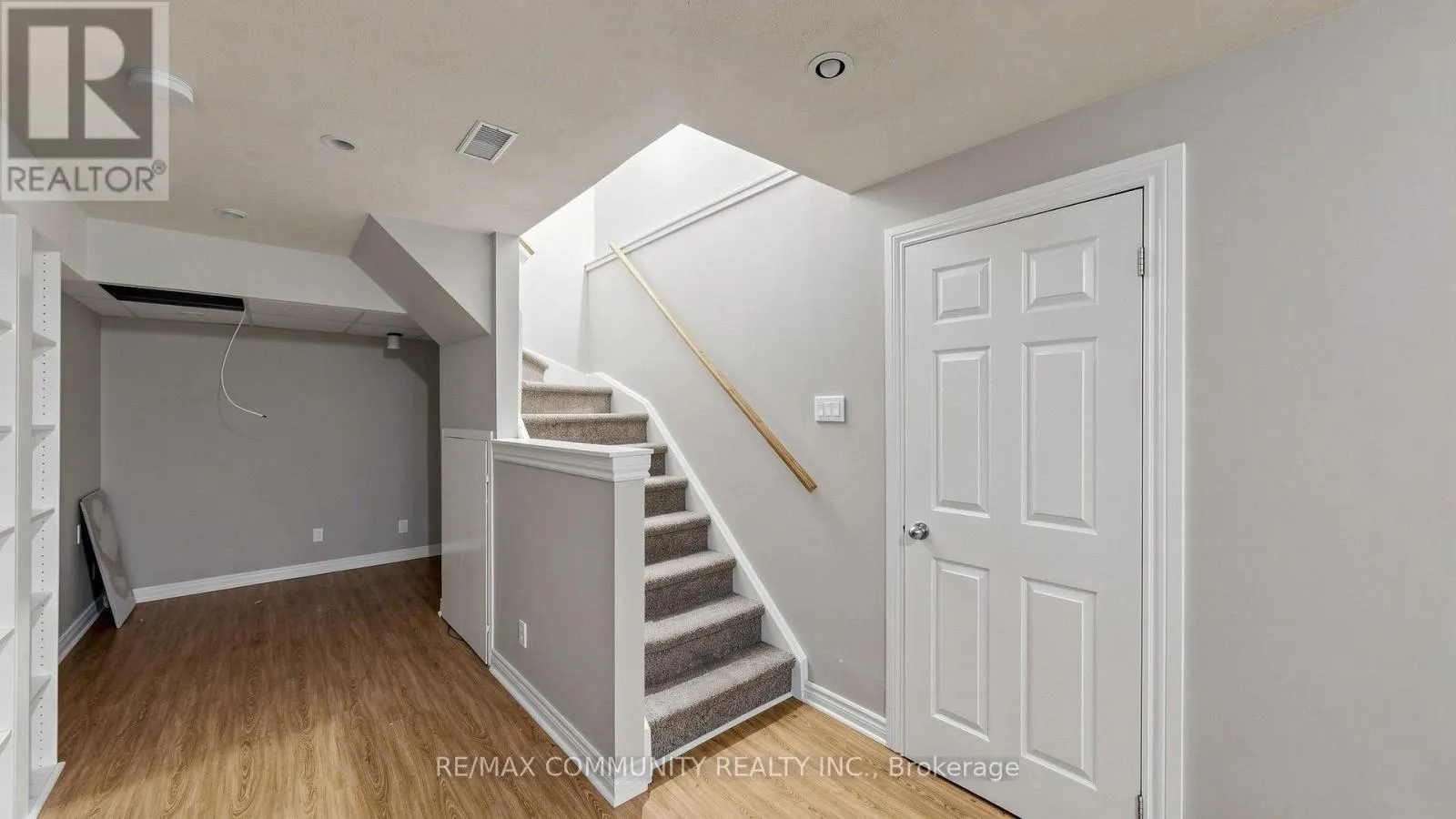 38 IVEAGH DRIVE