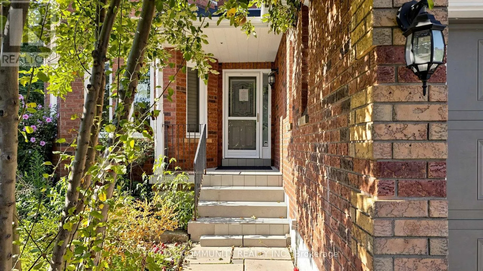 38 IVEAGH DRIVE