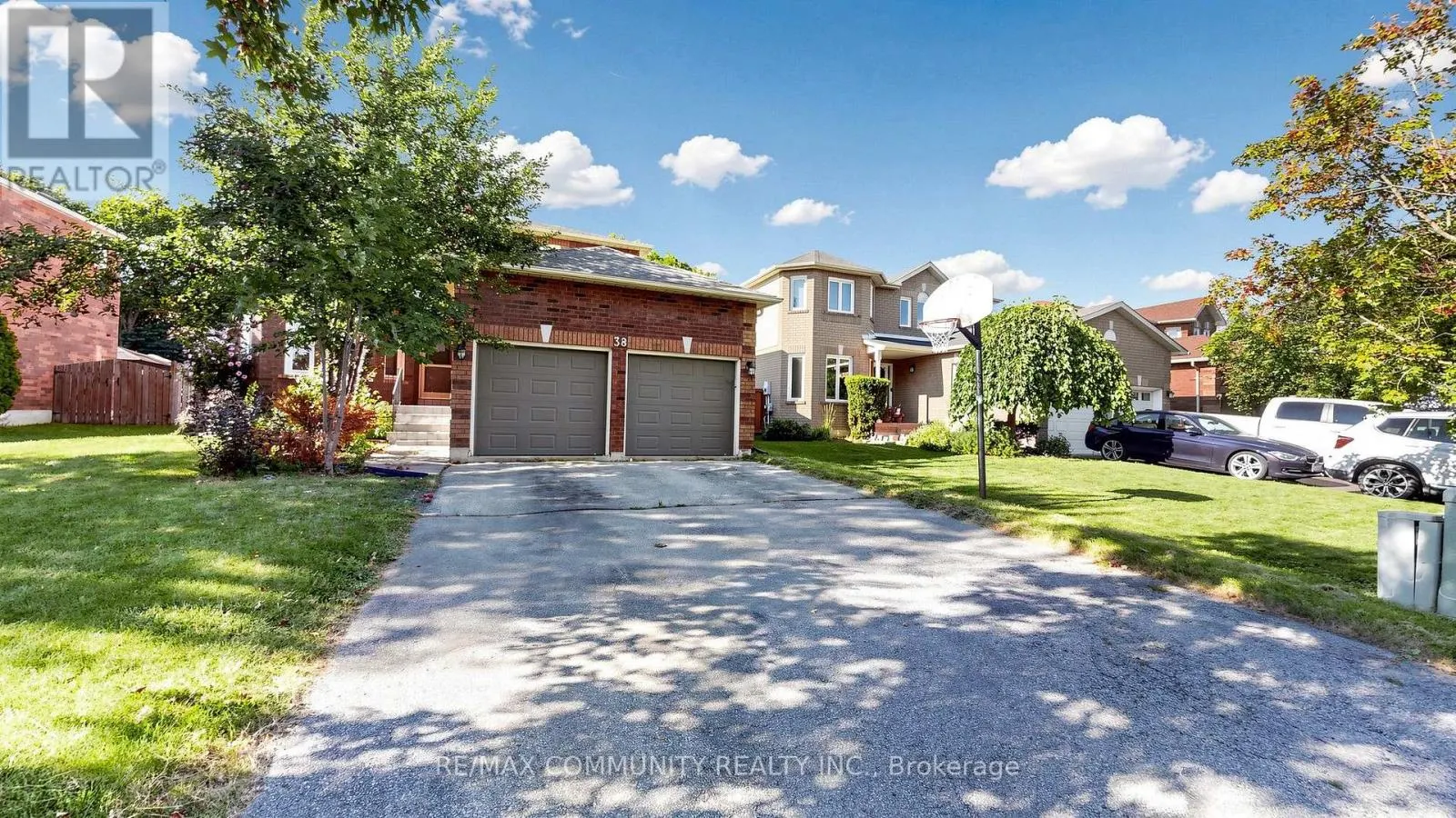 38 IVEAGH DRIVE