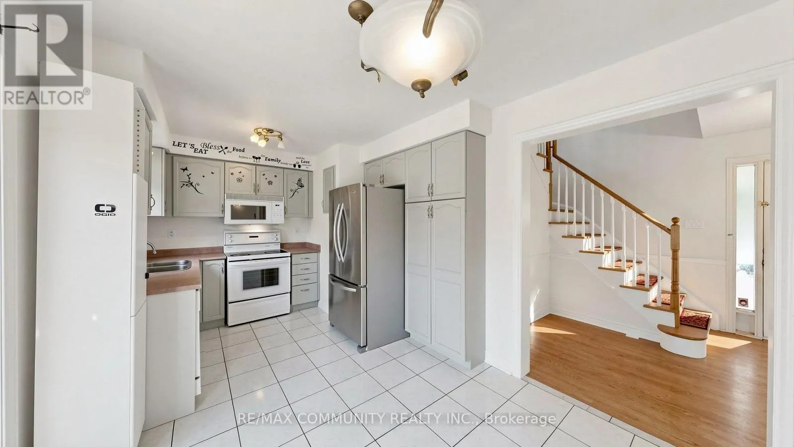 38 IVEAGH DRIVE
