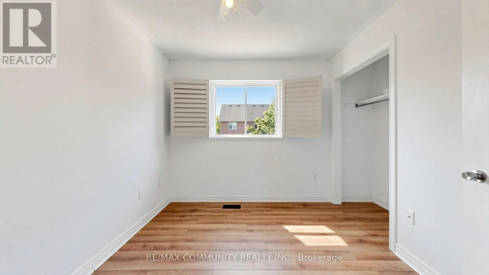38 IVEAGH DRIVE