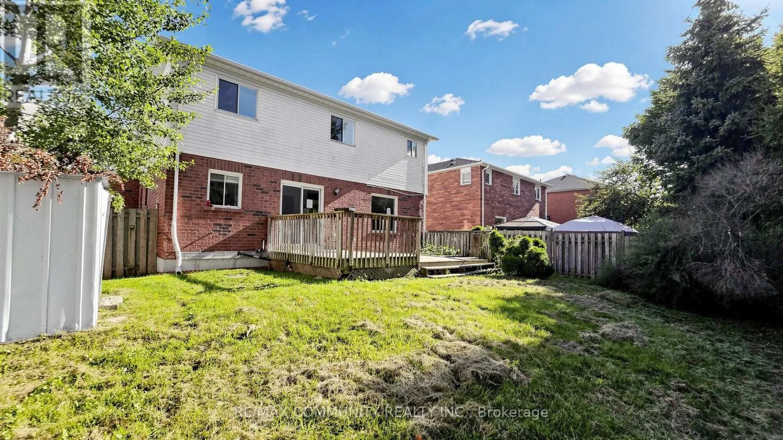 38 IVEAGH DRIVE