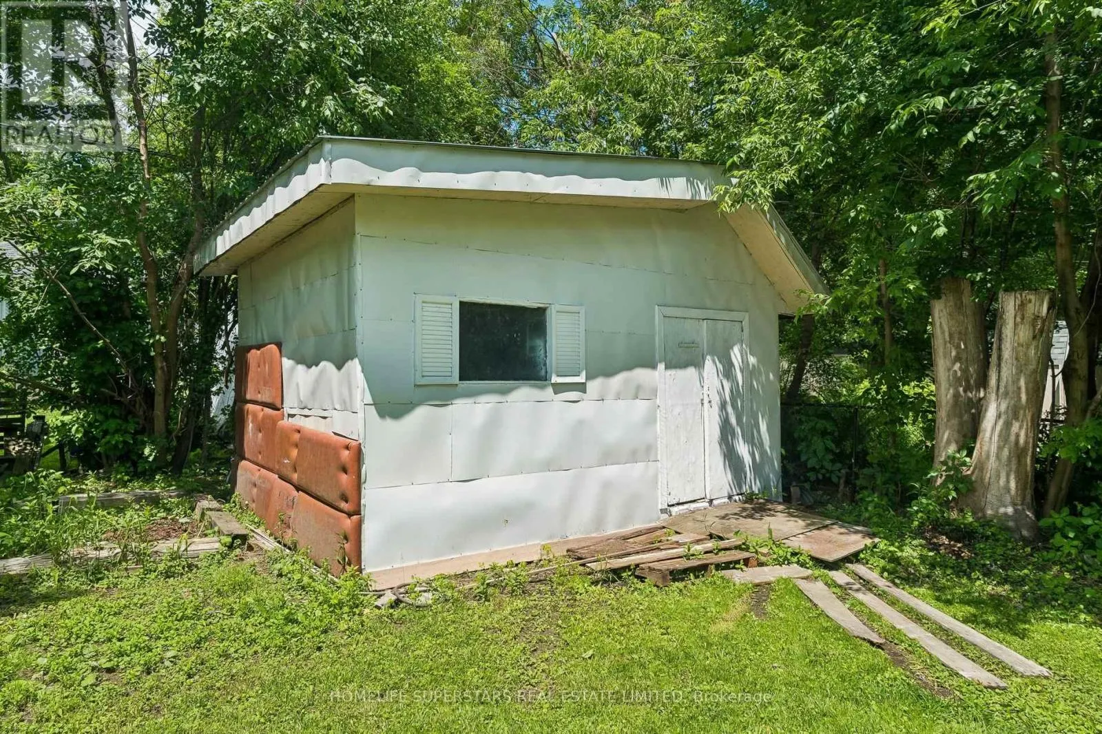 139 COOKS BAY DRIVE