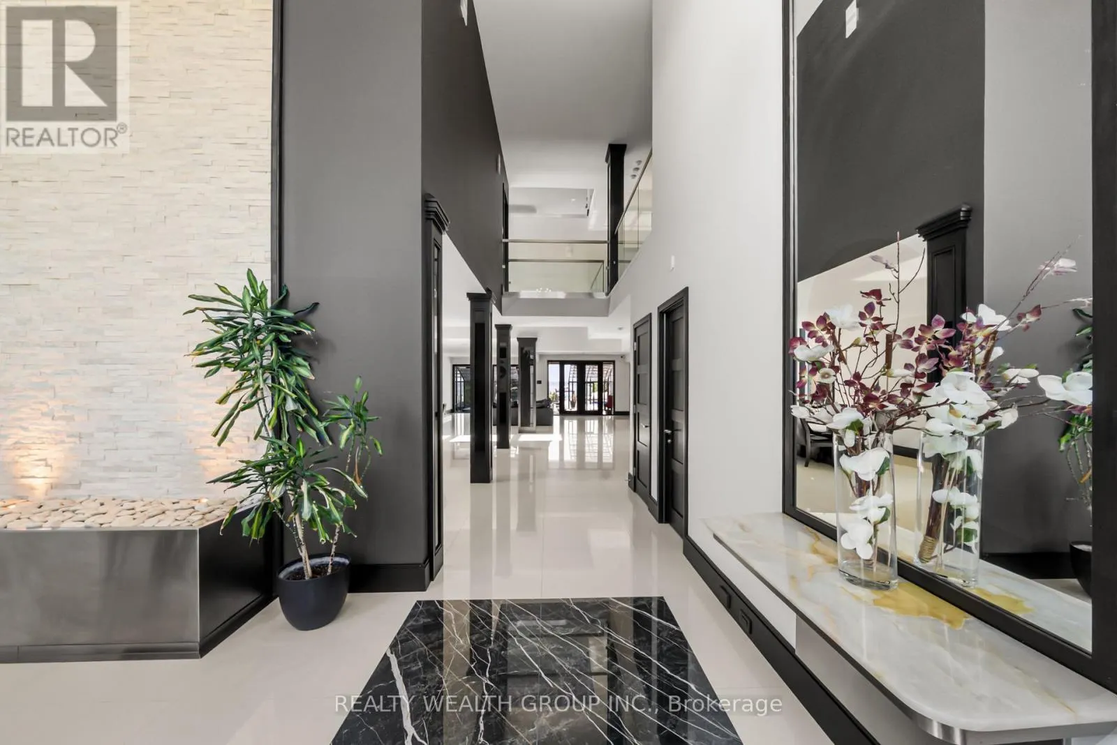 4 SHANGRI-LA LANE