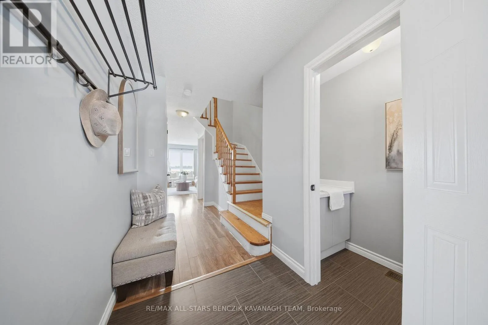 103 LORNE STREET