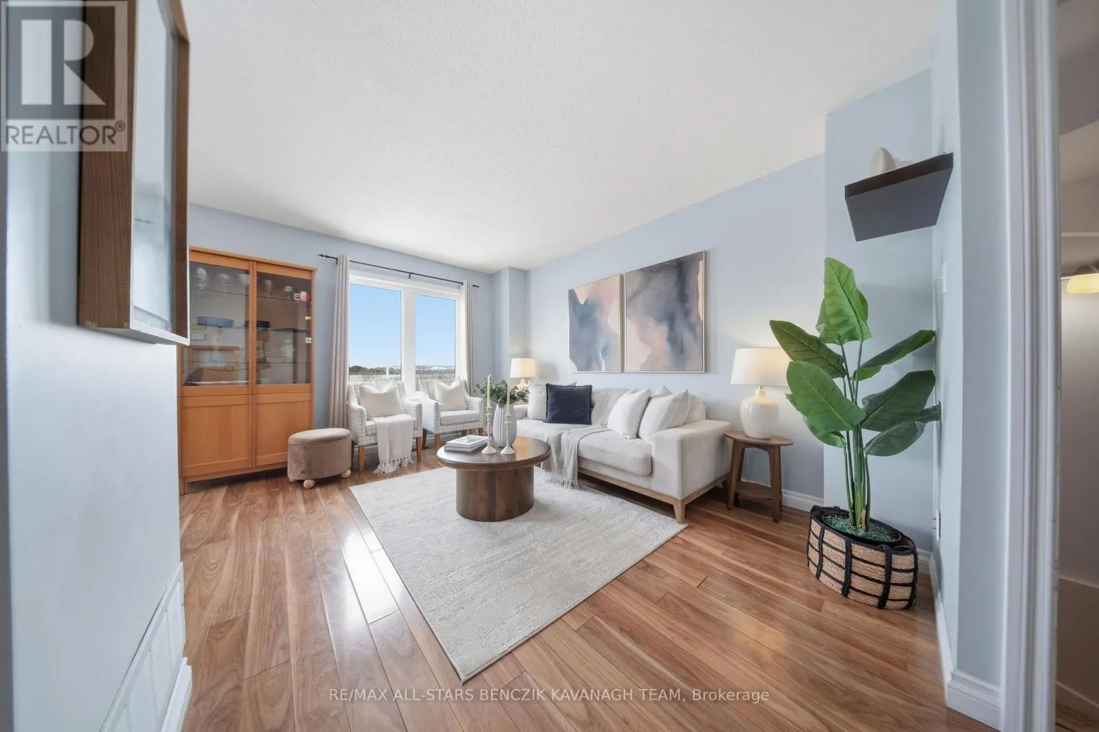 103 LORNE STREET