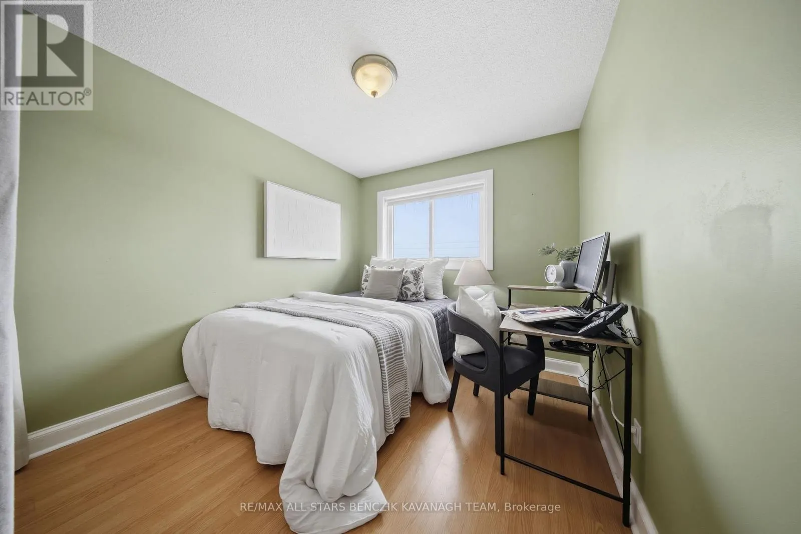 103 LORNE STREET