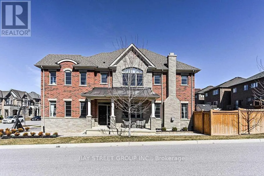 44 CLARA MAY AVENUE