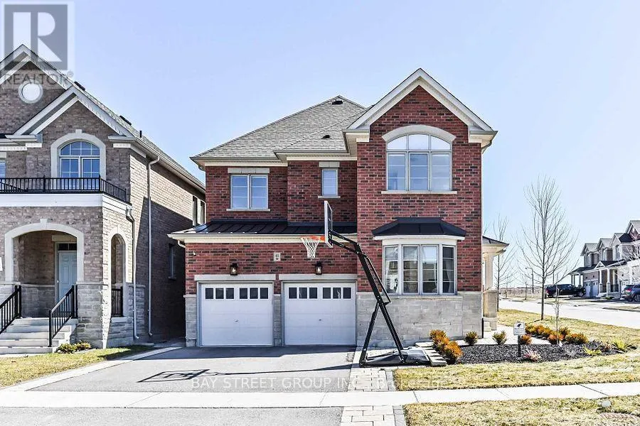 44 CLARA MAY AVENUE