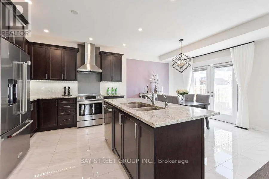 44 CLARA MAY AVENUE