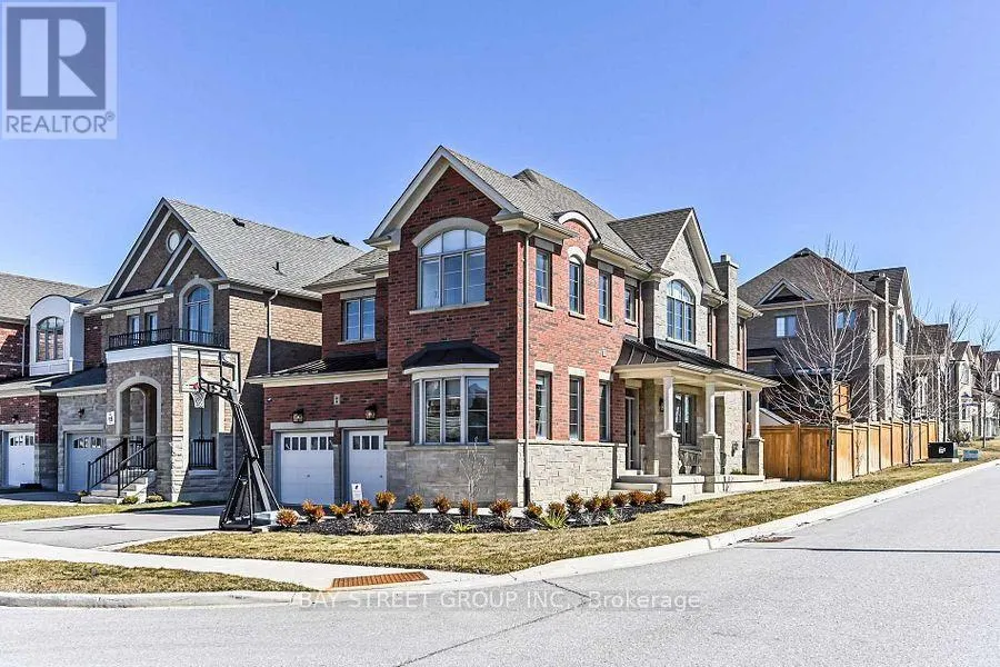 44 CLARA MAY AVENUE