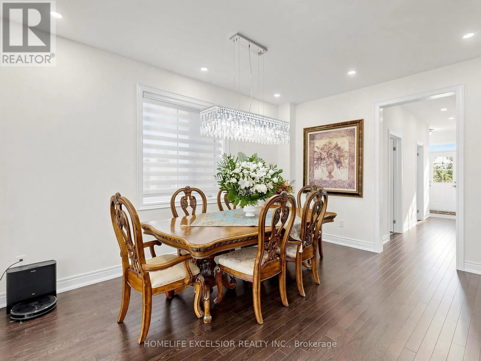 5 MANOR HAMPTON STREET