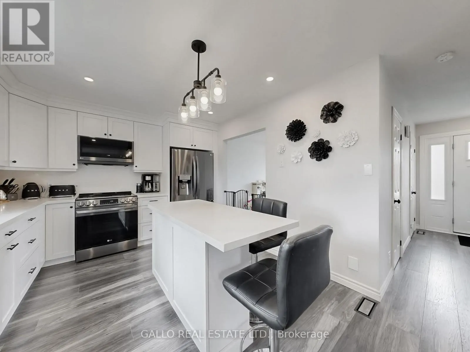 630 HIGHLAND CRESCENT