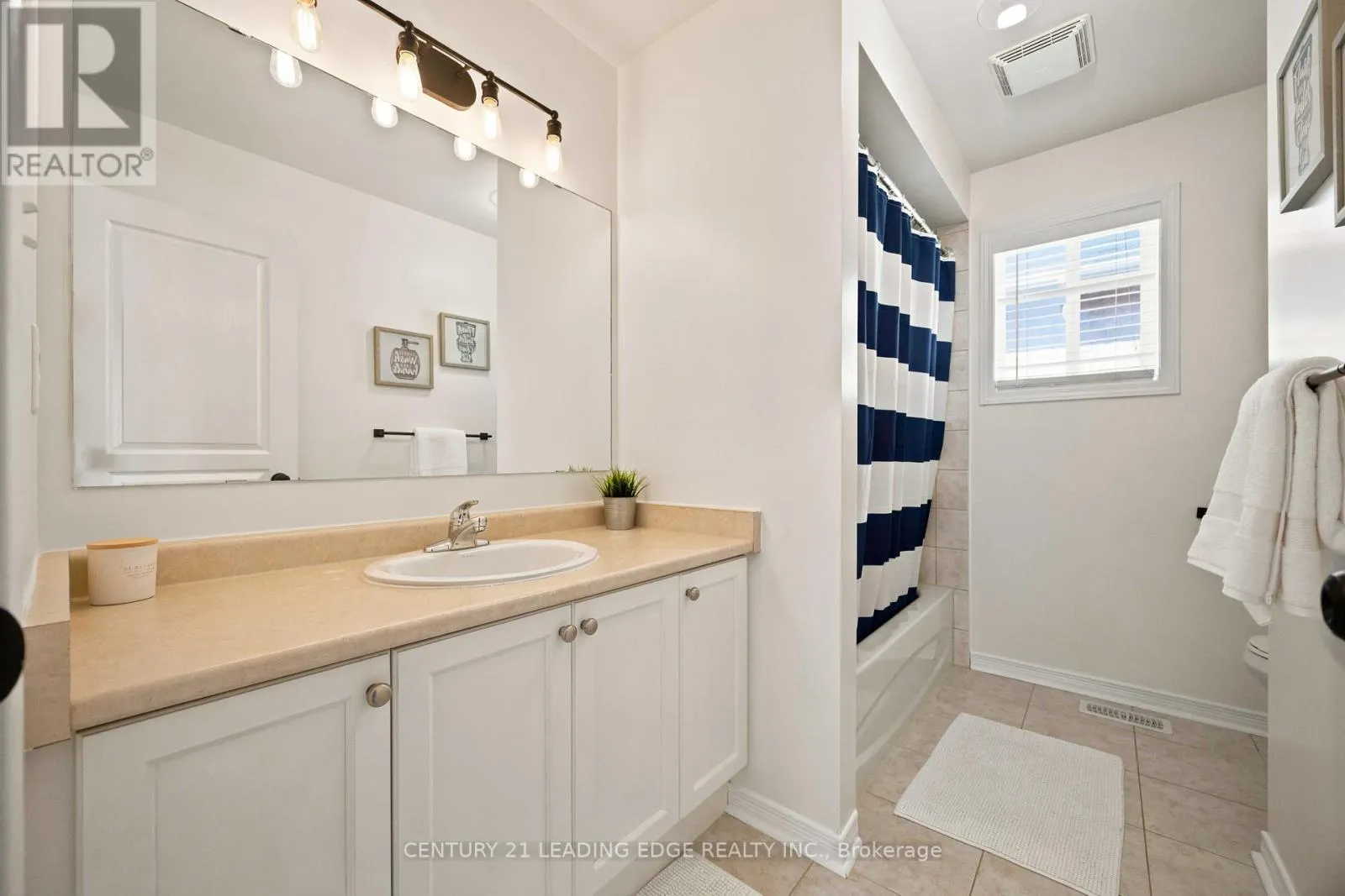 16 BOLSTER LANE