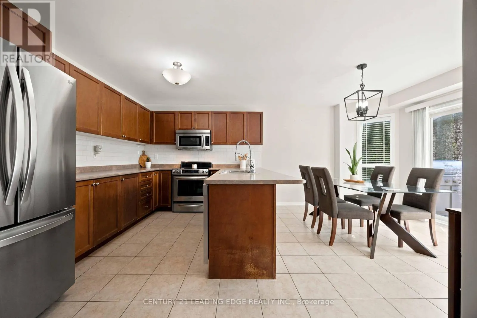 16 BOLSTER LANE