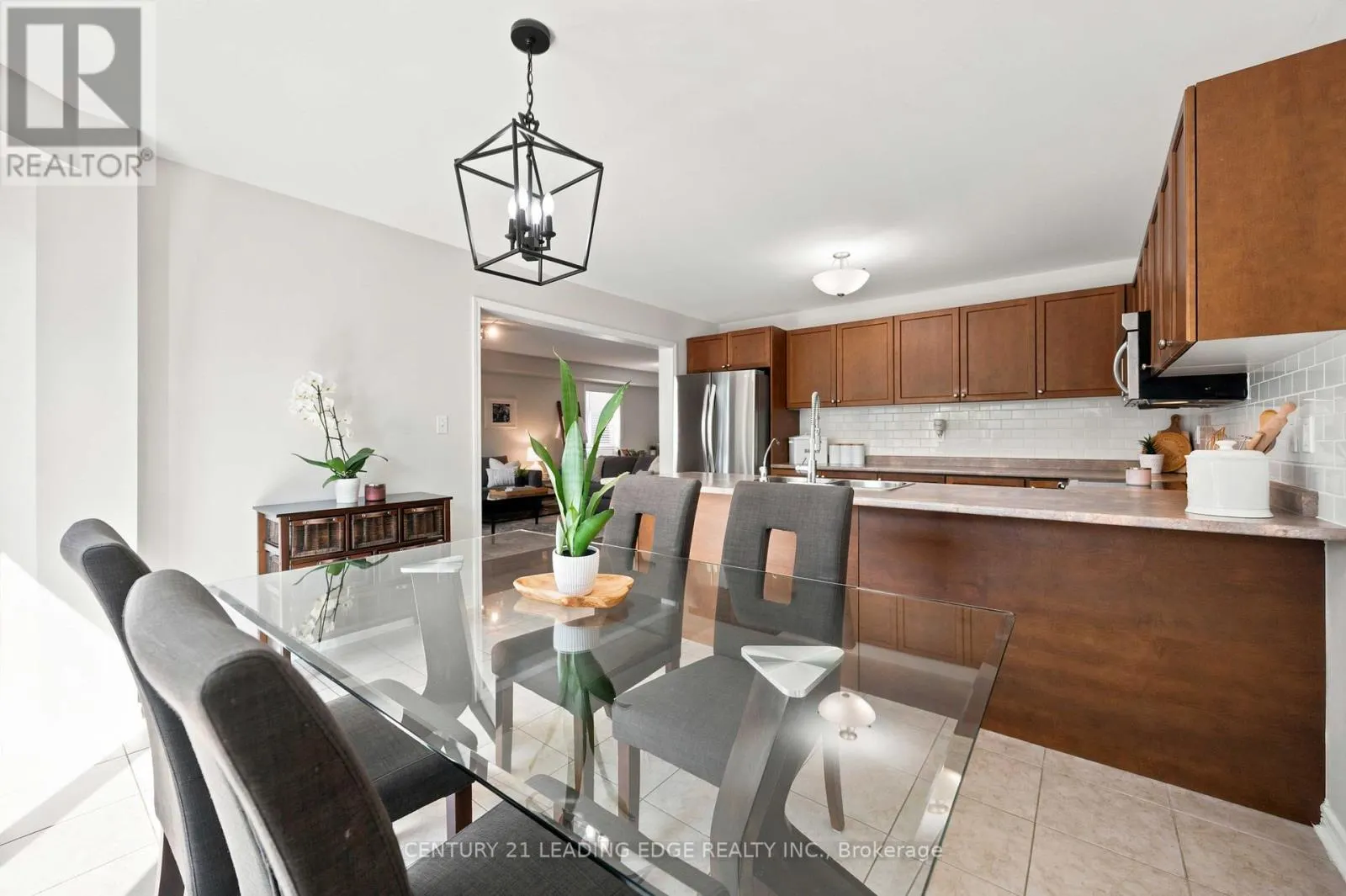 16 BOLSTER LANE
