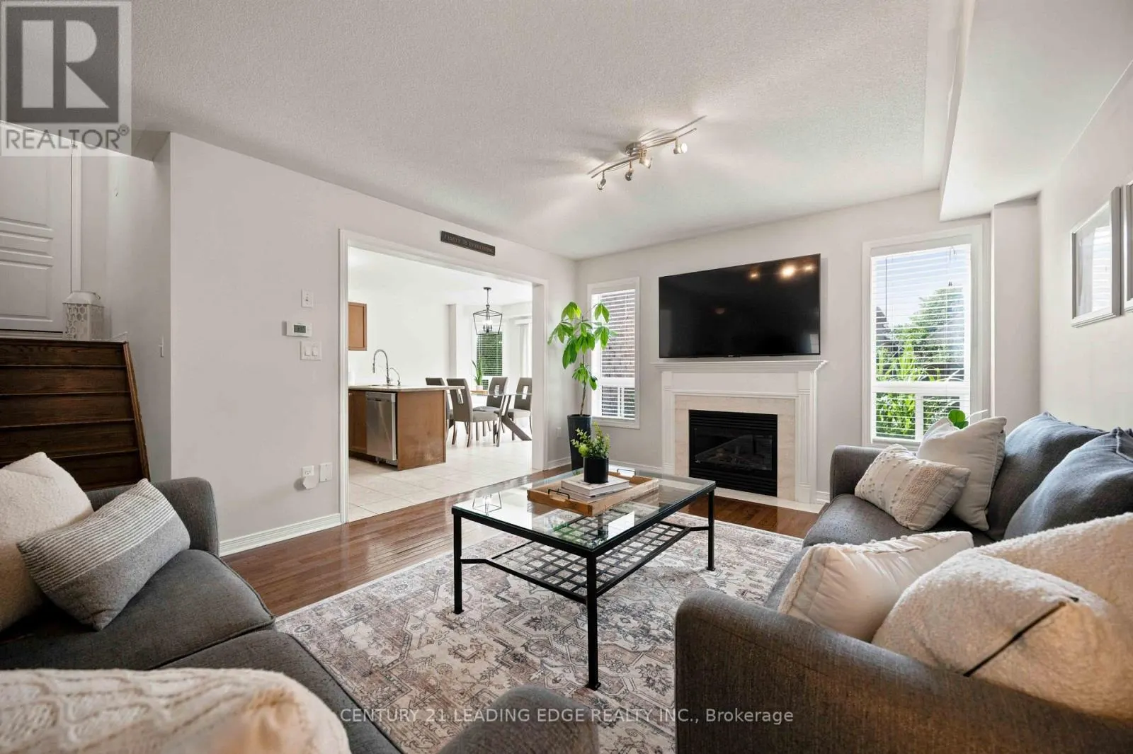 16 BOLSTER LANE