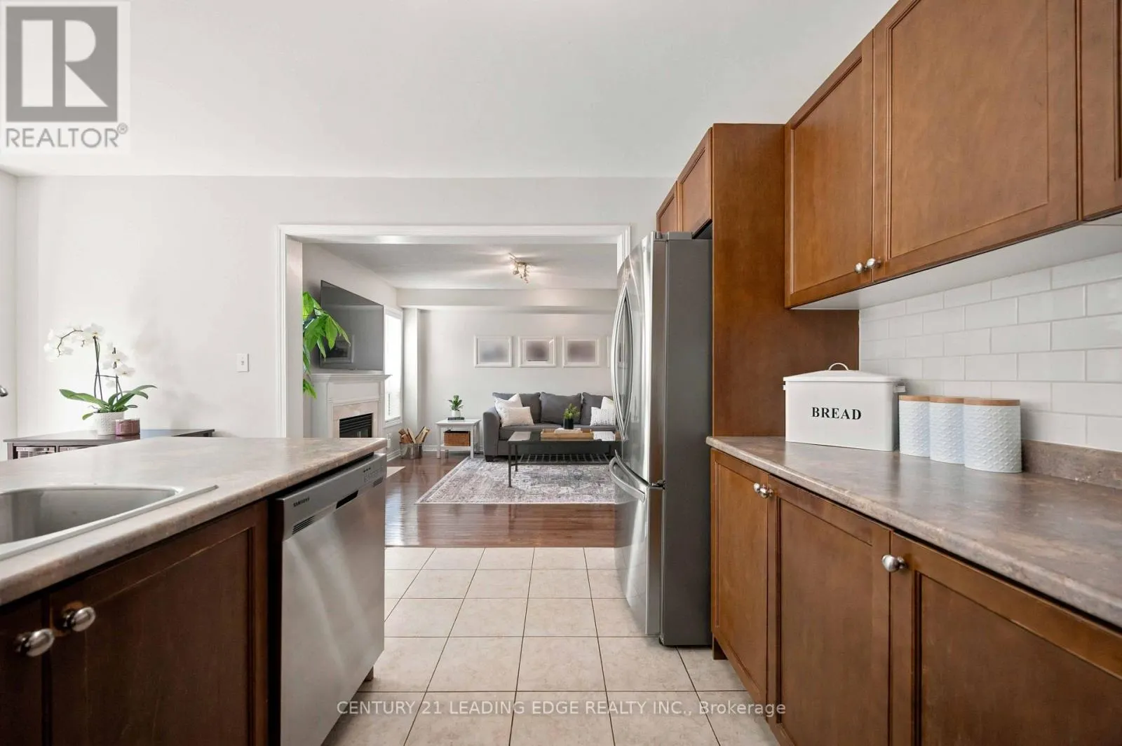 16 BOLSTER LANE