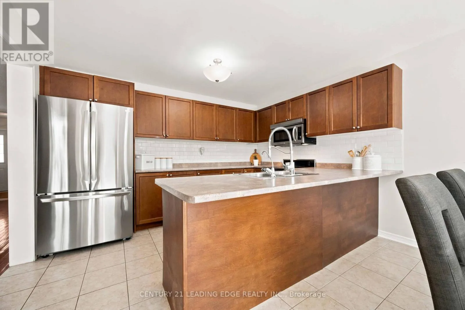 16 BOLSTER LANE