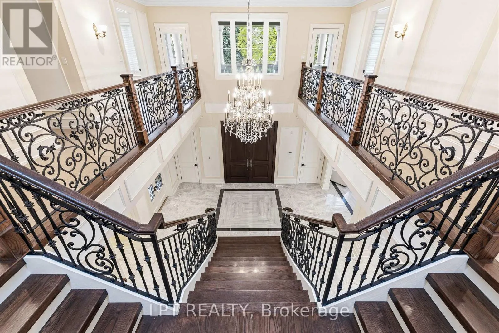 256 PATRICIA DRIVE