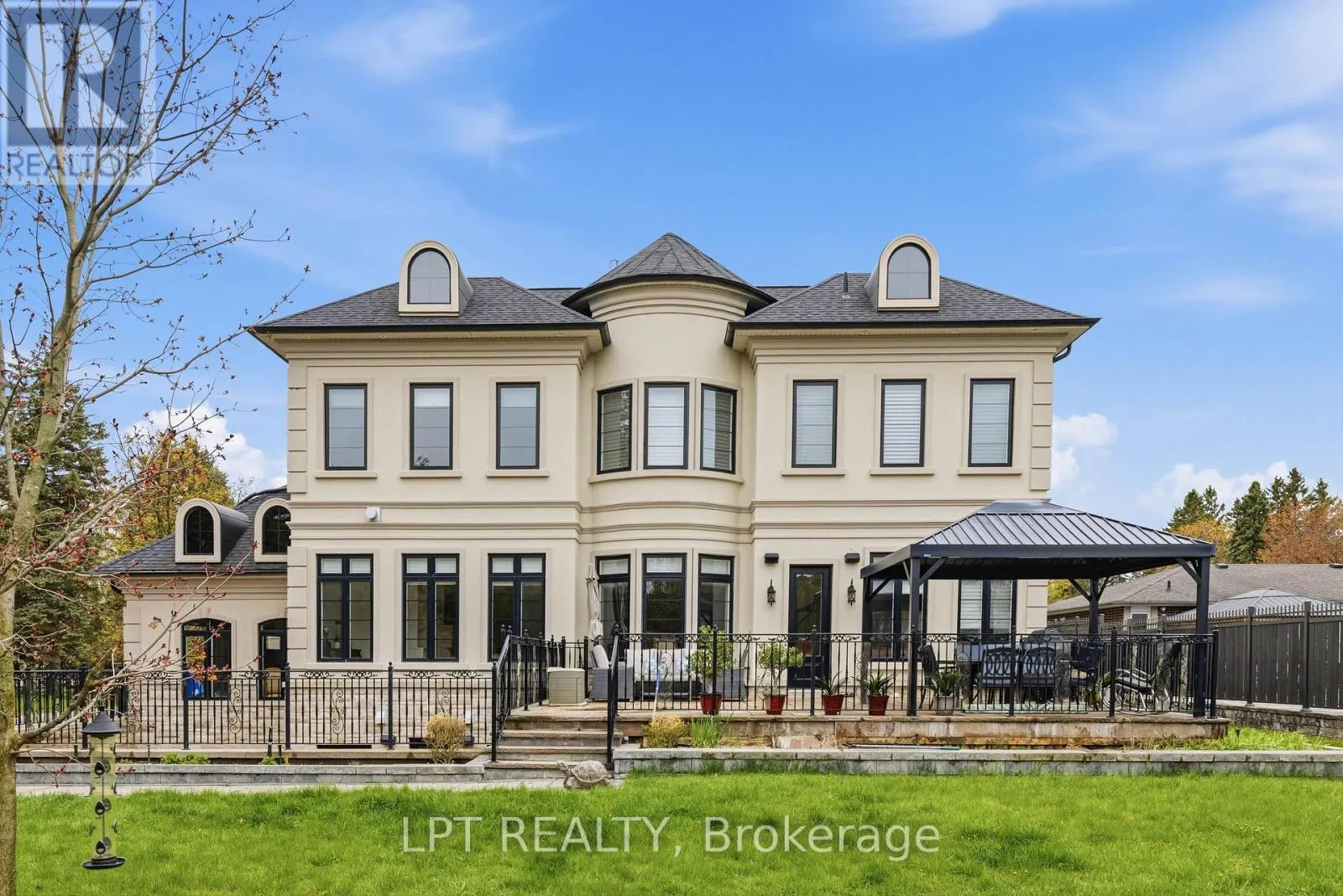 256 PATRICIA DRIVE