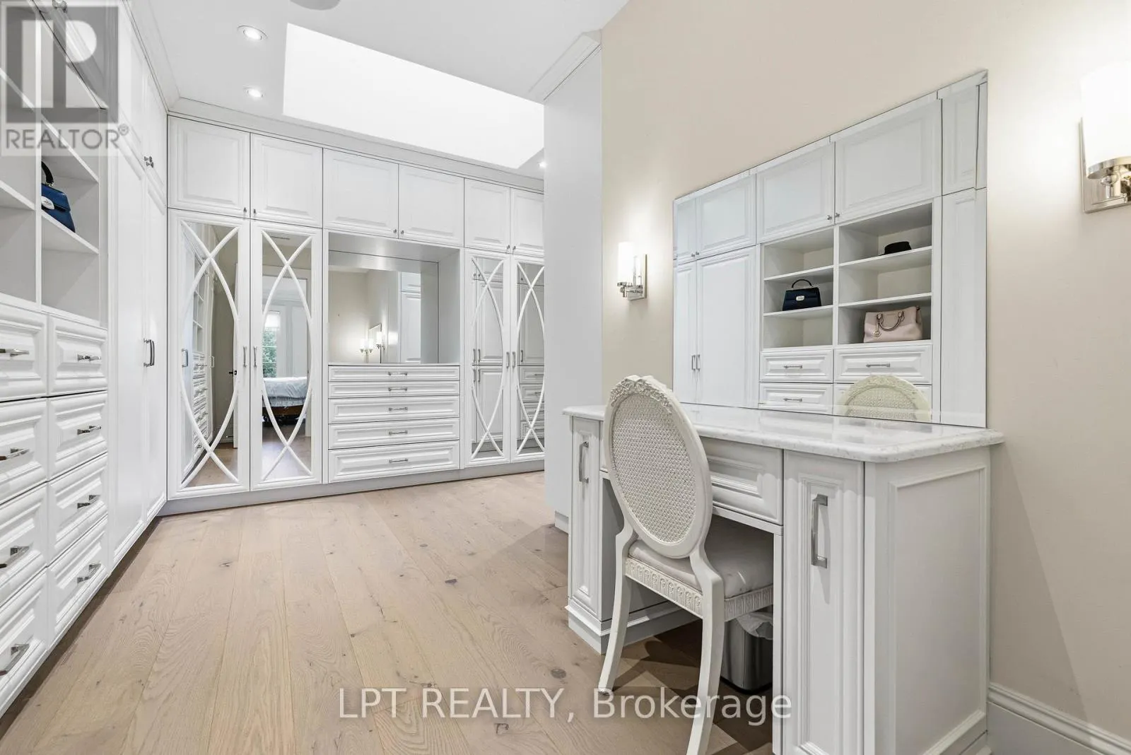 256 PATRICIA DRIVE