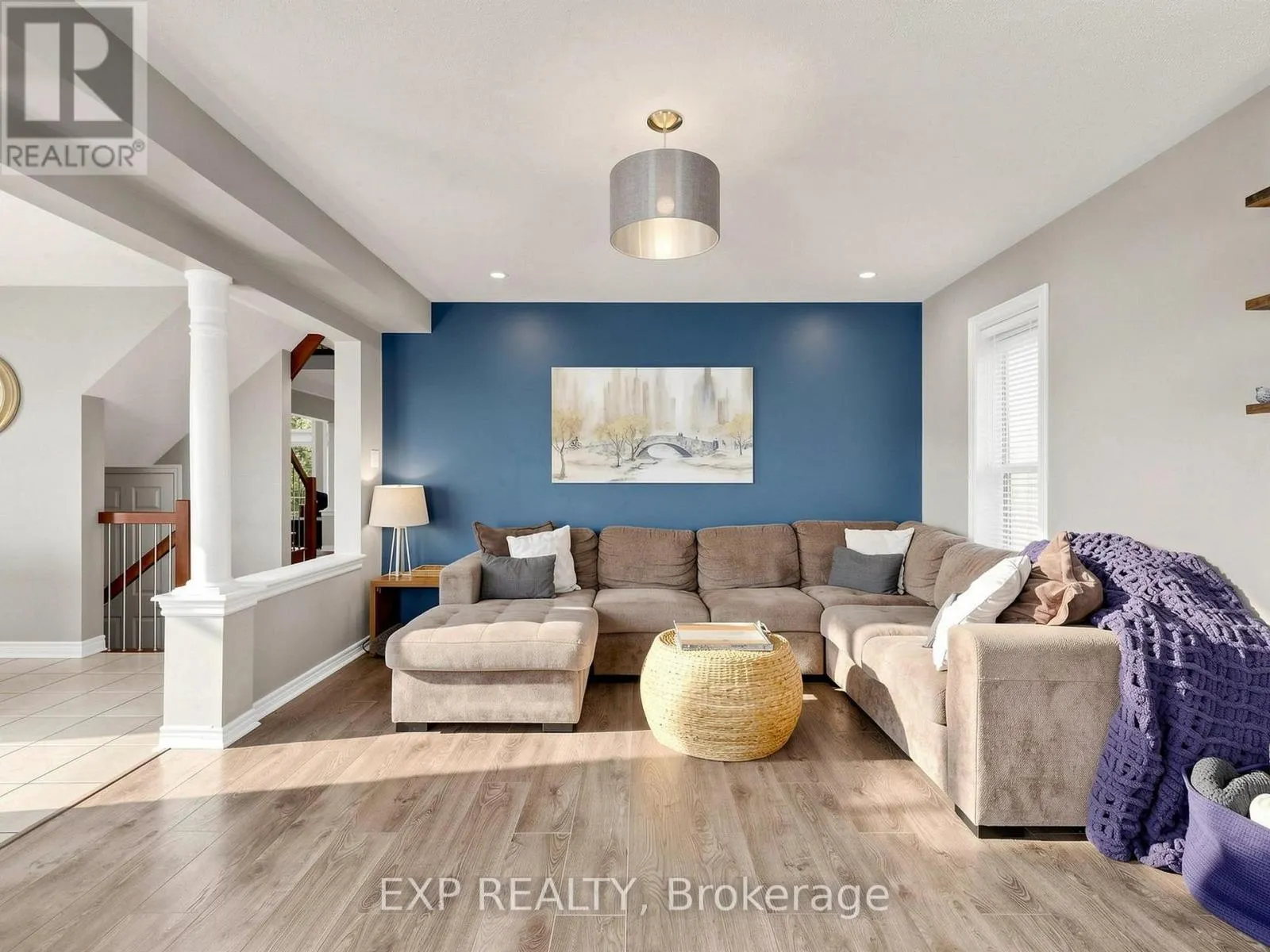 9 CARNESS CRESCENT